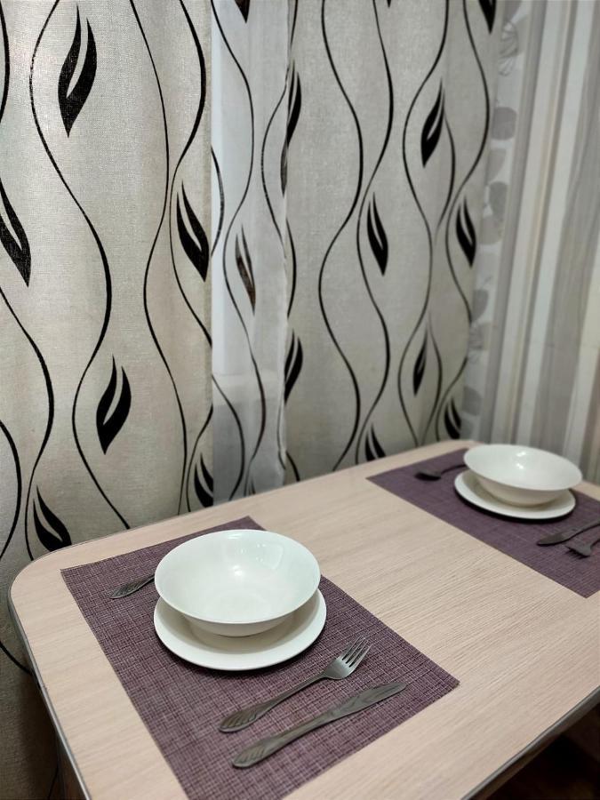 Стандарт Апартаменты Ул.Урицкого 74 Pavlodar Eksteriør billede